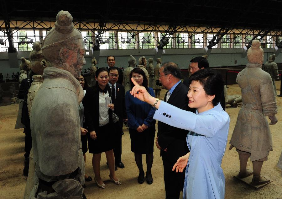 韩国总统朴槿惠参观兵马俑