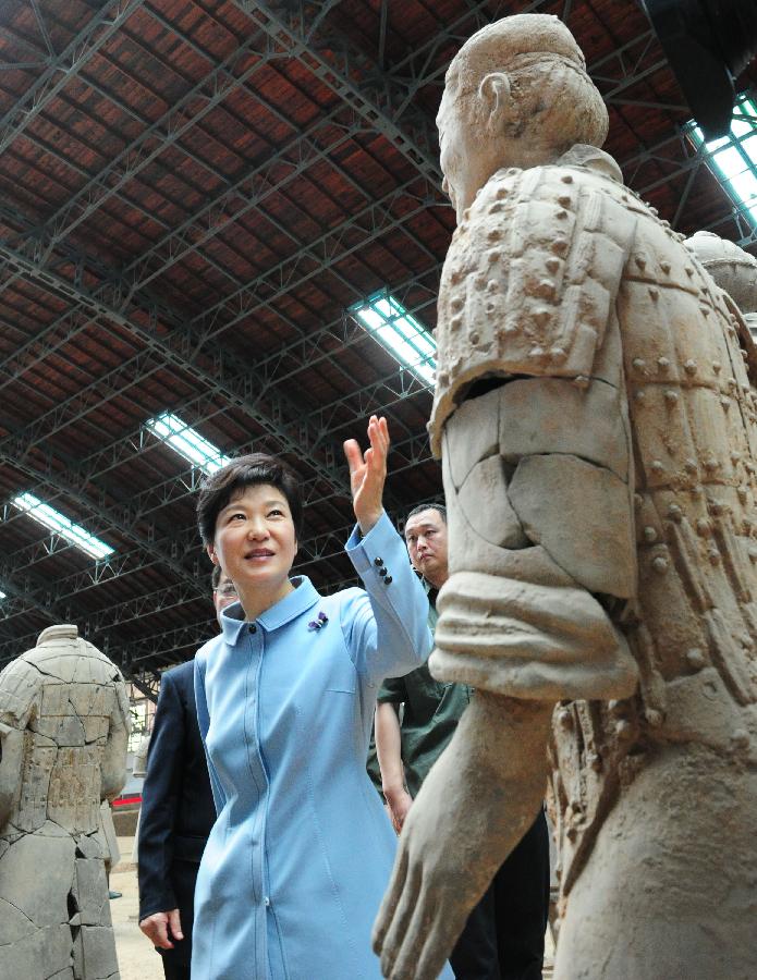 韩国总统朴槿惠参观兵马俑